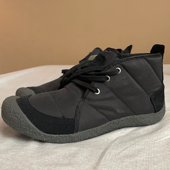 Keen Howser Quilted Chukka slipper boots main image 4